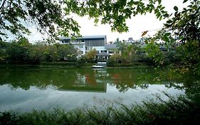 Emerald Hills Club